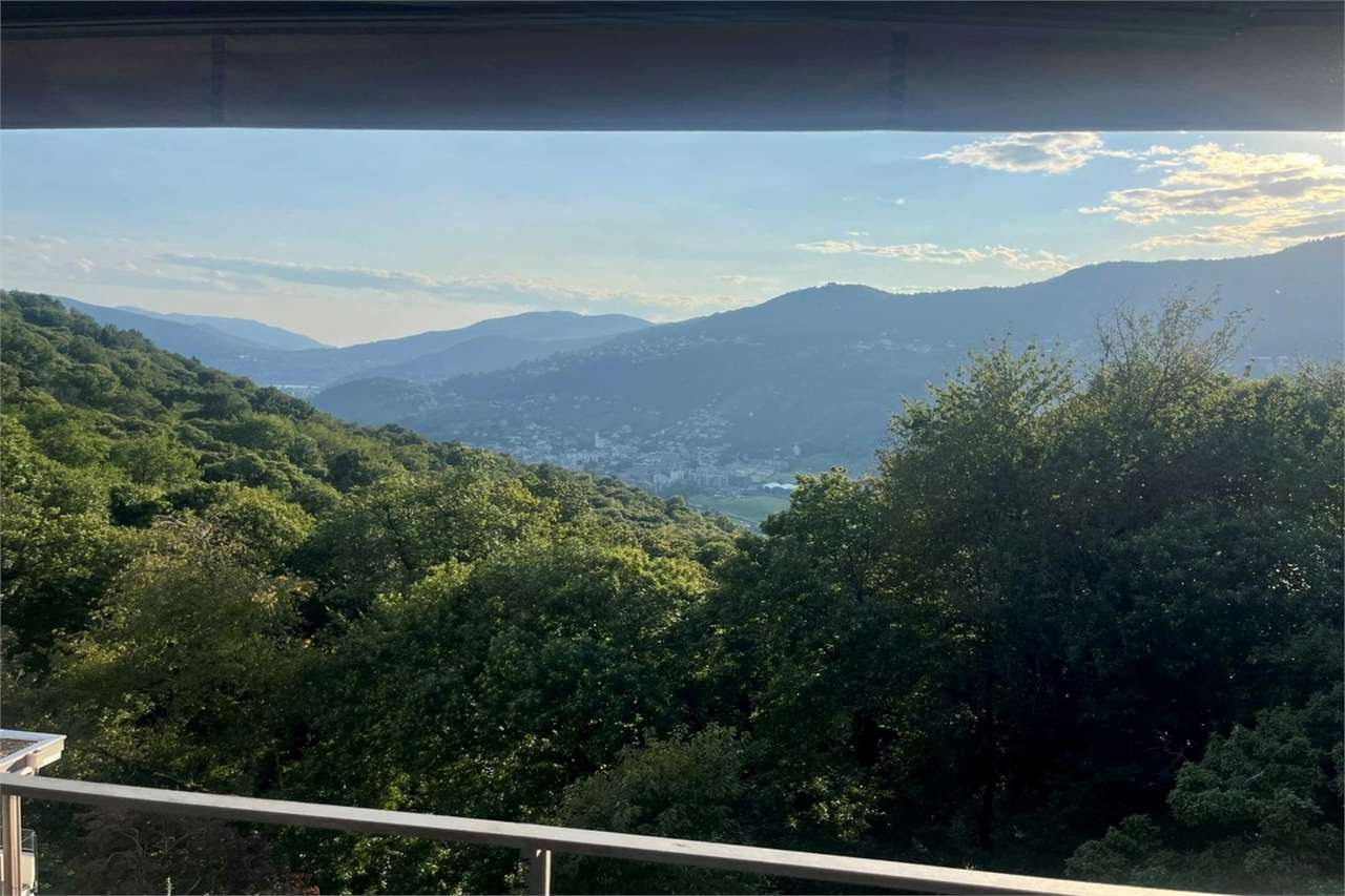 Bergblick vom Balkon