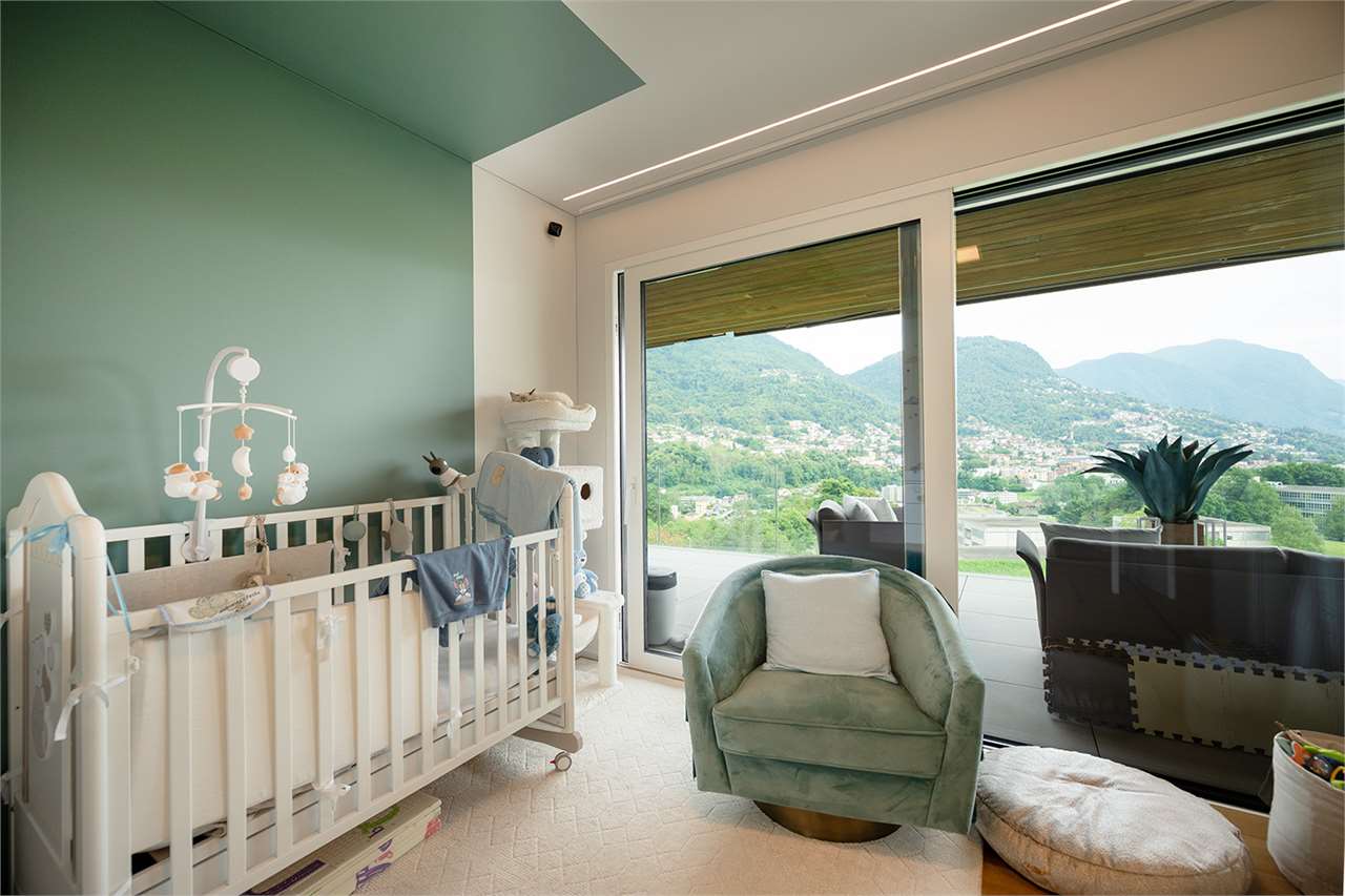 Kinderzimmer mit Bergblick