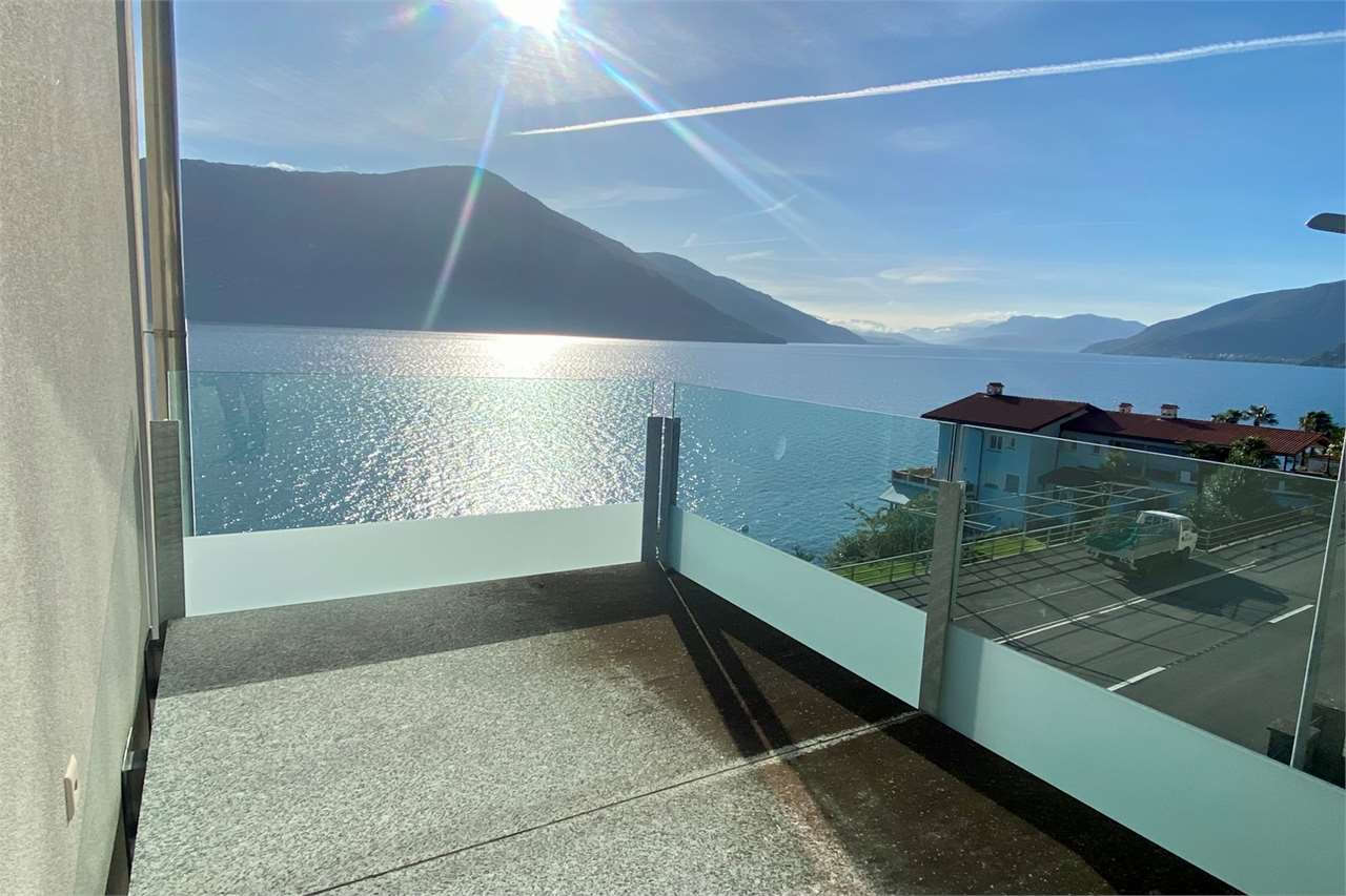 Balkon mit Seeblick