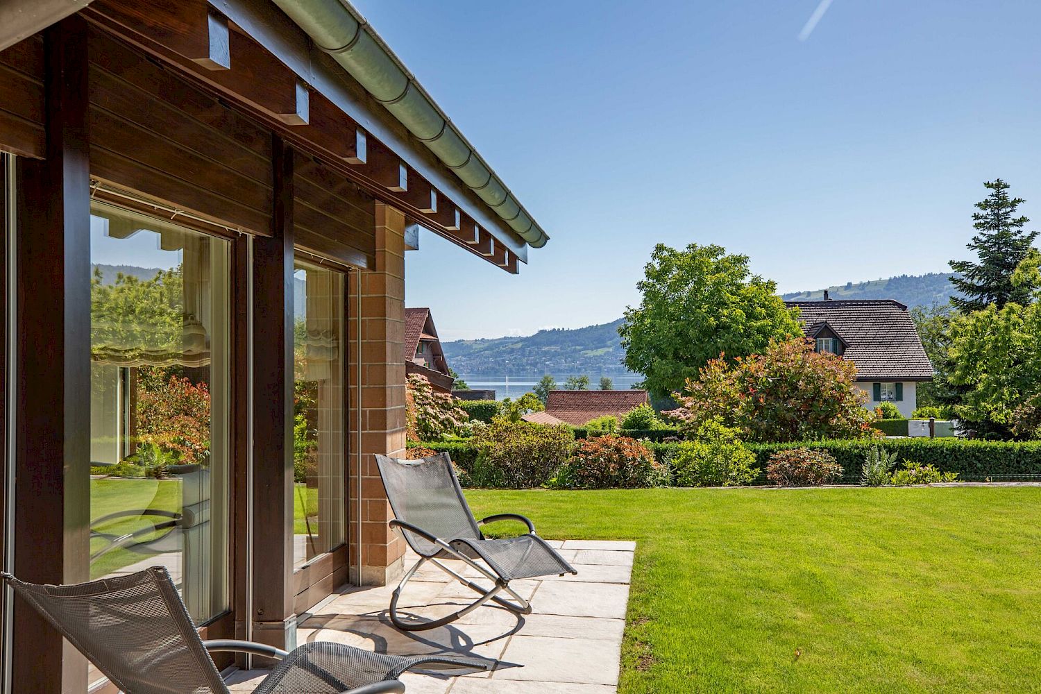 Terrasse mit Seeblick