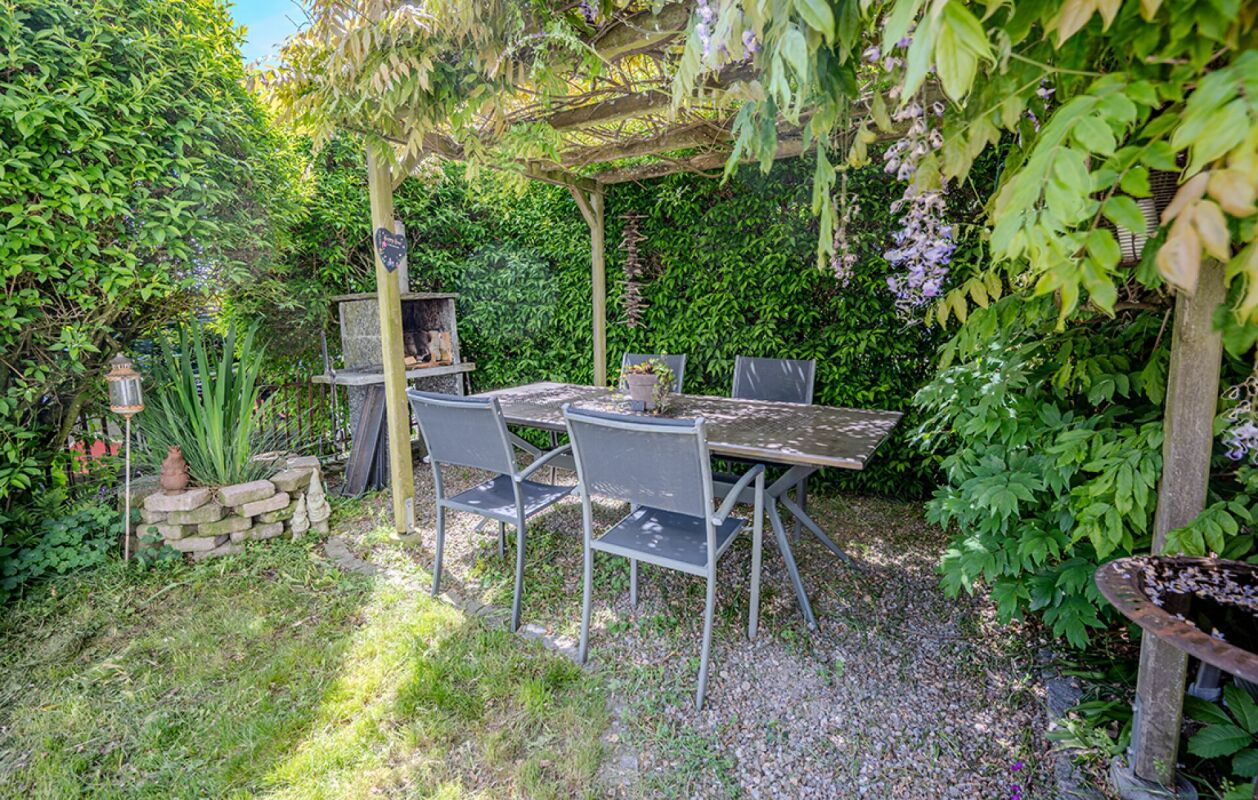 Garten-Essbereich mit Pergola