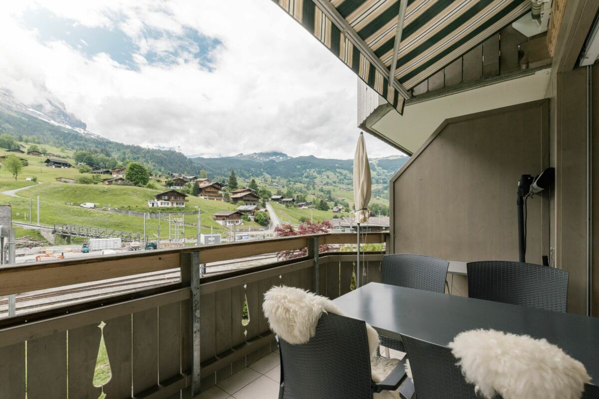 Balkon mit Bergblick