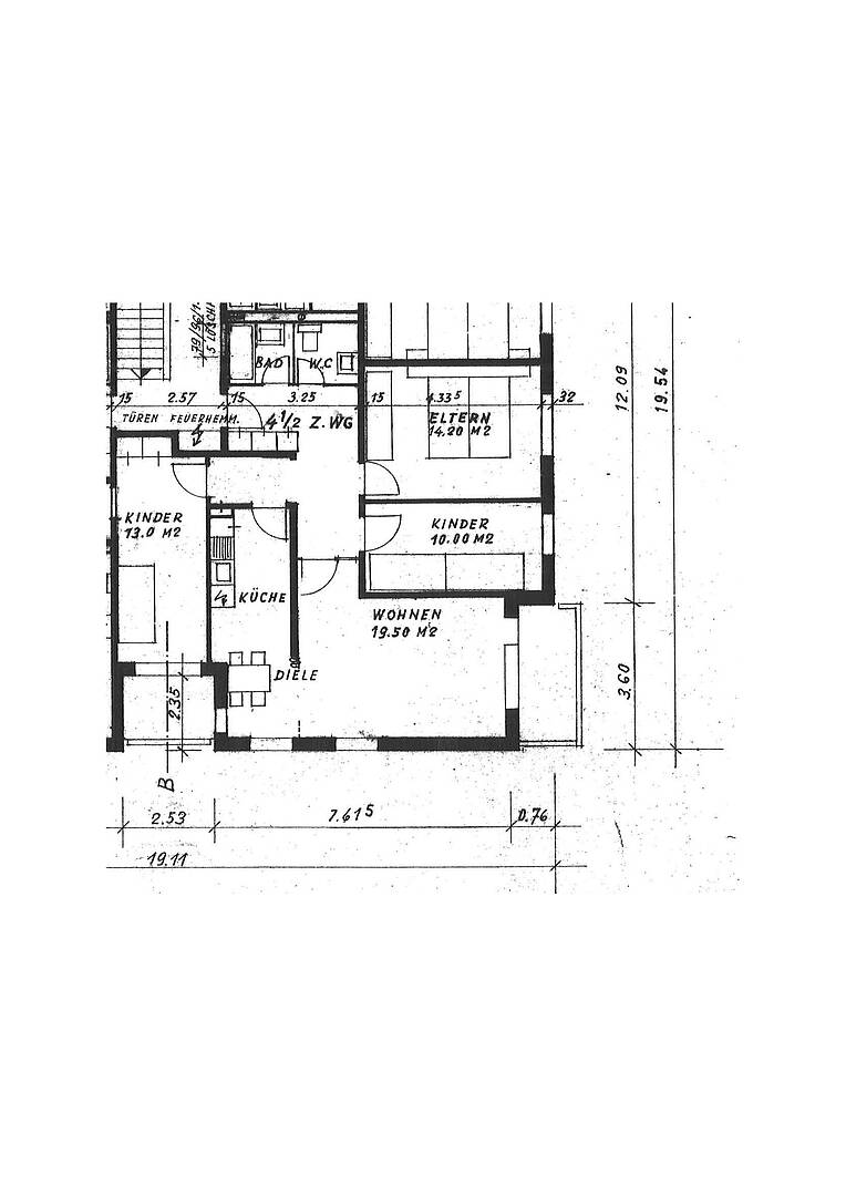 Grundriss einer Wohnung mit beschrifteten Räumen