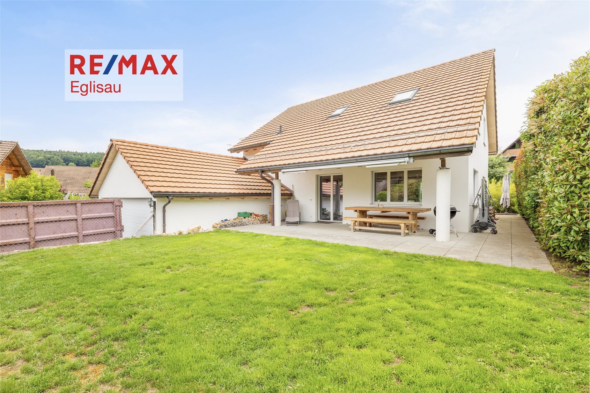 Einfamilienhaus mit Garten und Terrasse