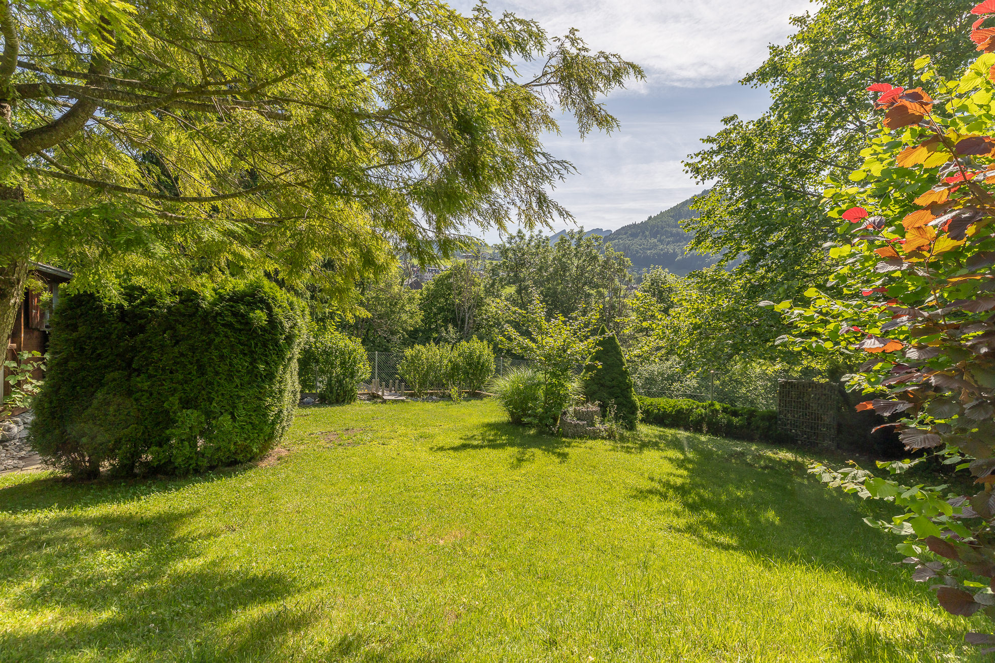Garten mit Bergblick