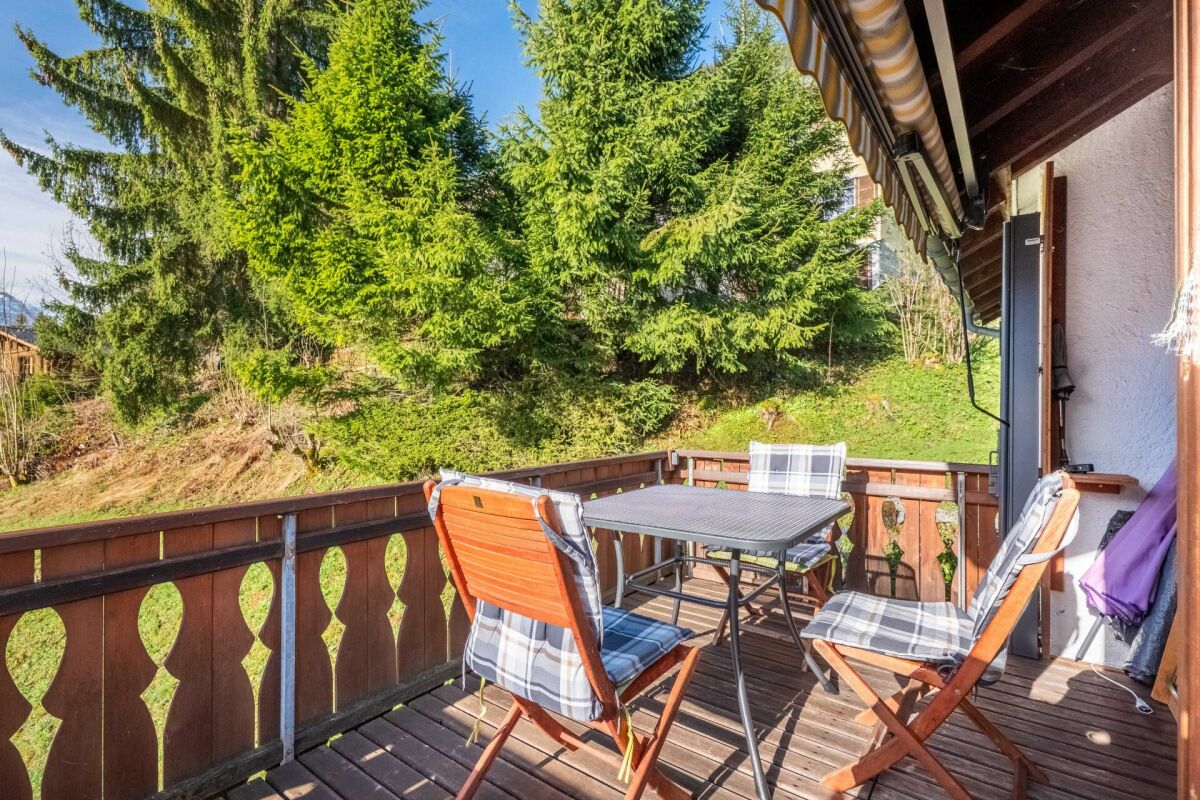 Terrasse mit Blick ins Grüne