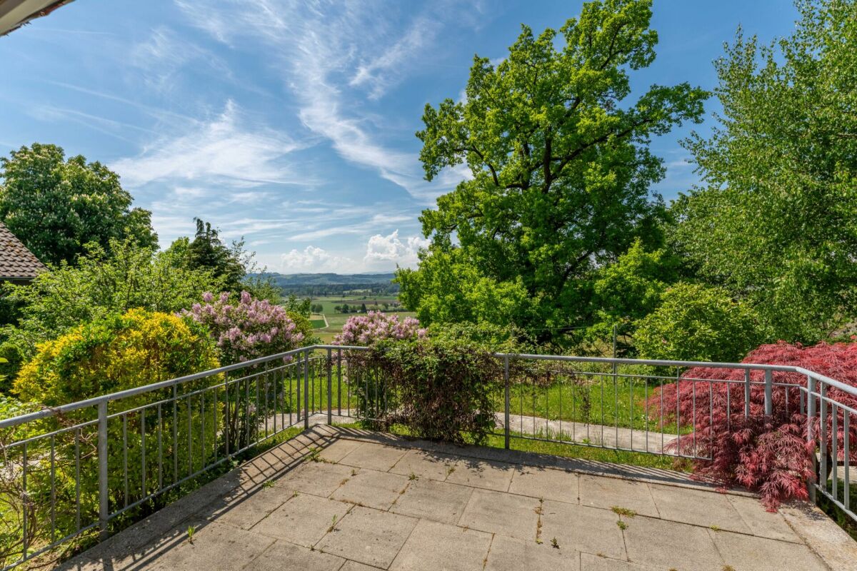 Terrasse mit Gartenblick