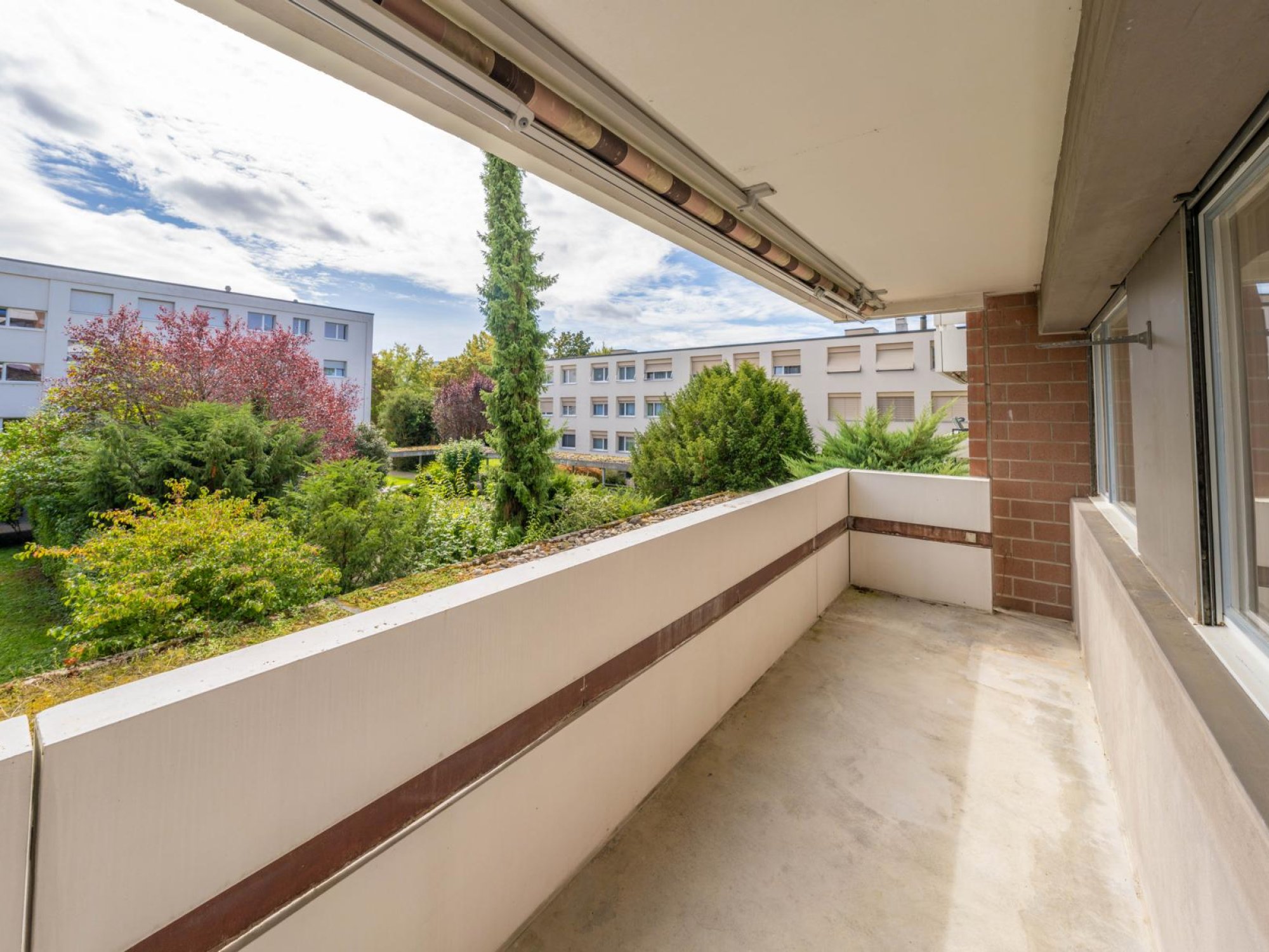 Balkon mit Blick ins Grüne