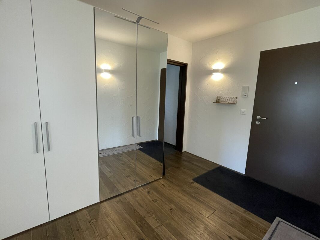 Eingangsbereich mit Einbauschrank