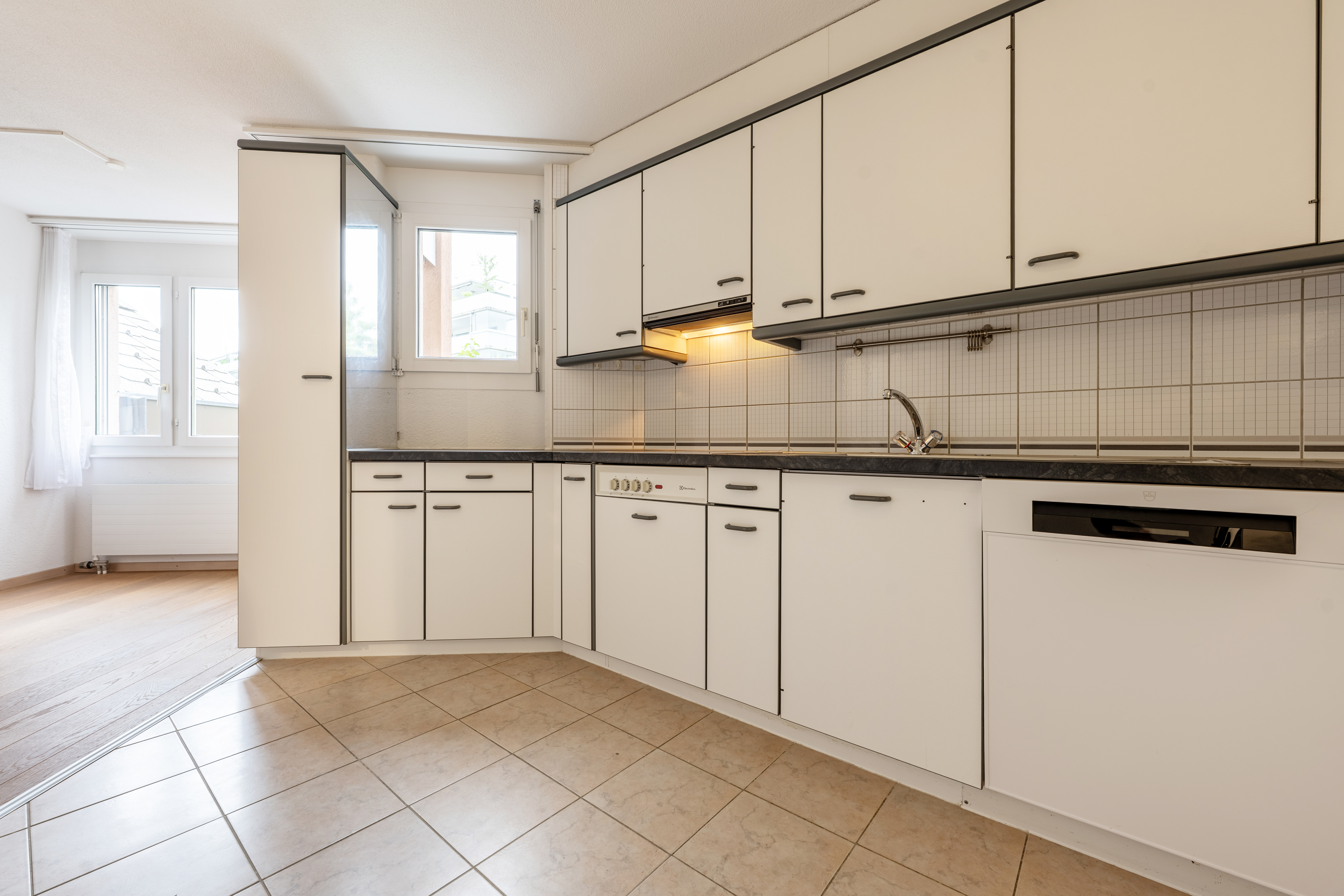 3.5-Zimmer-Gartenwohnung mit Wintergarten in Thun - sonnig & ruhig – Thun