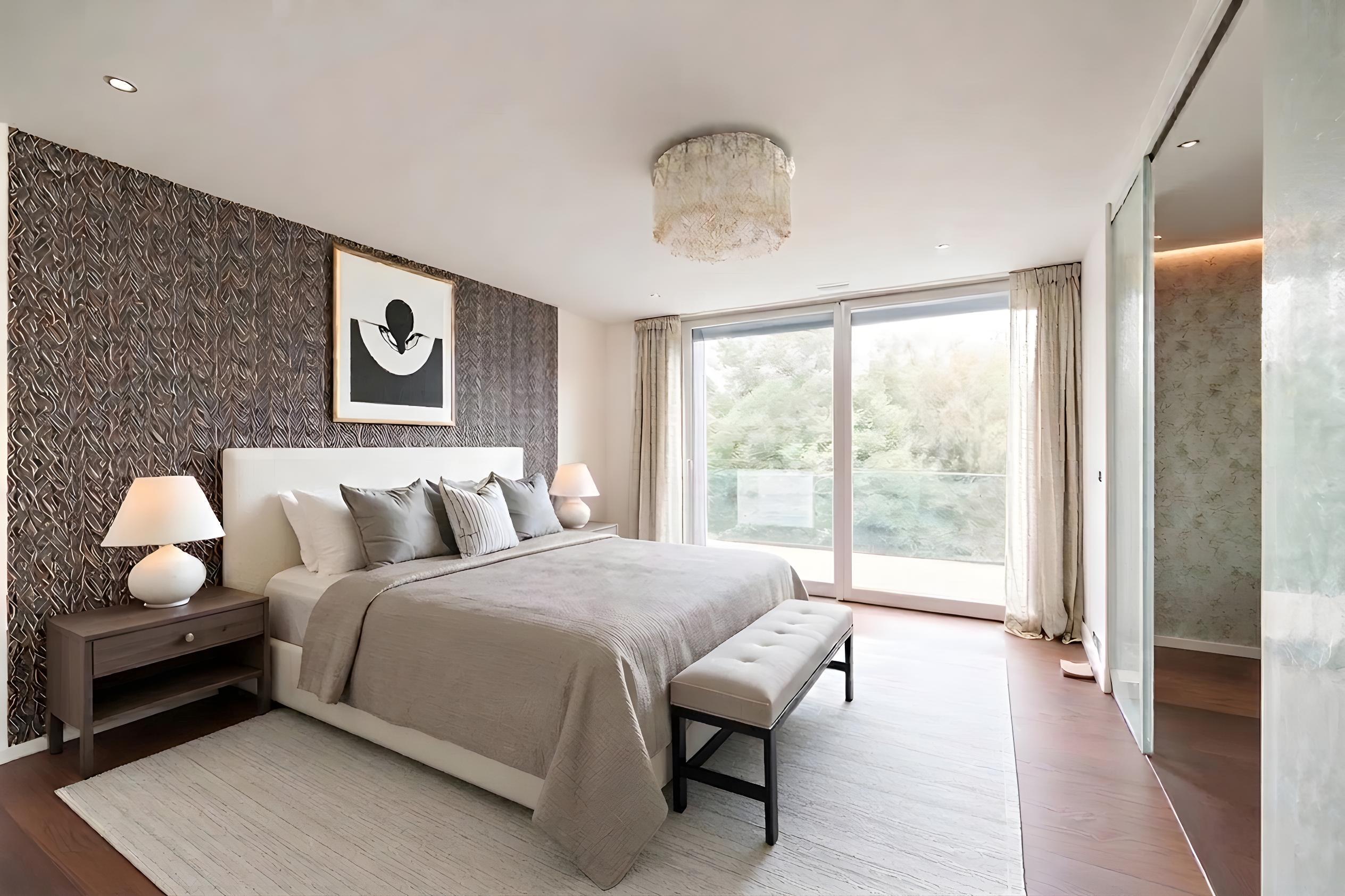 Modernes Schlafzimmer mit Balkonblick
