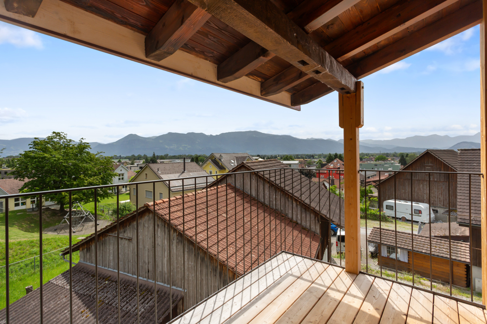 Balkon mit Bergblick