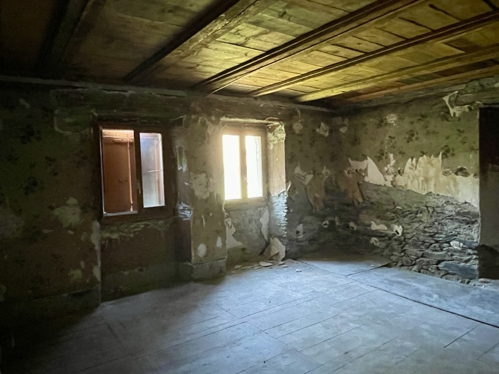 Verfallener leerer Innenraum