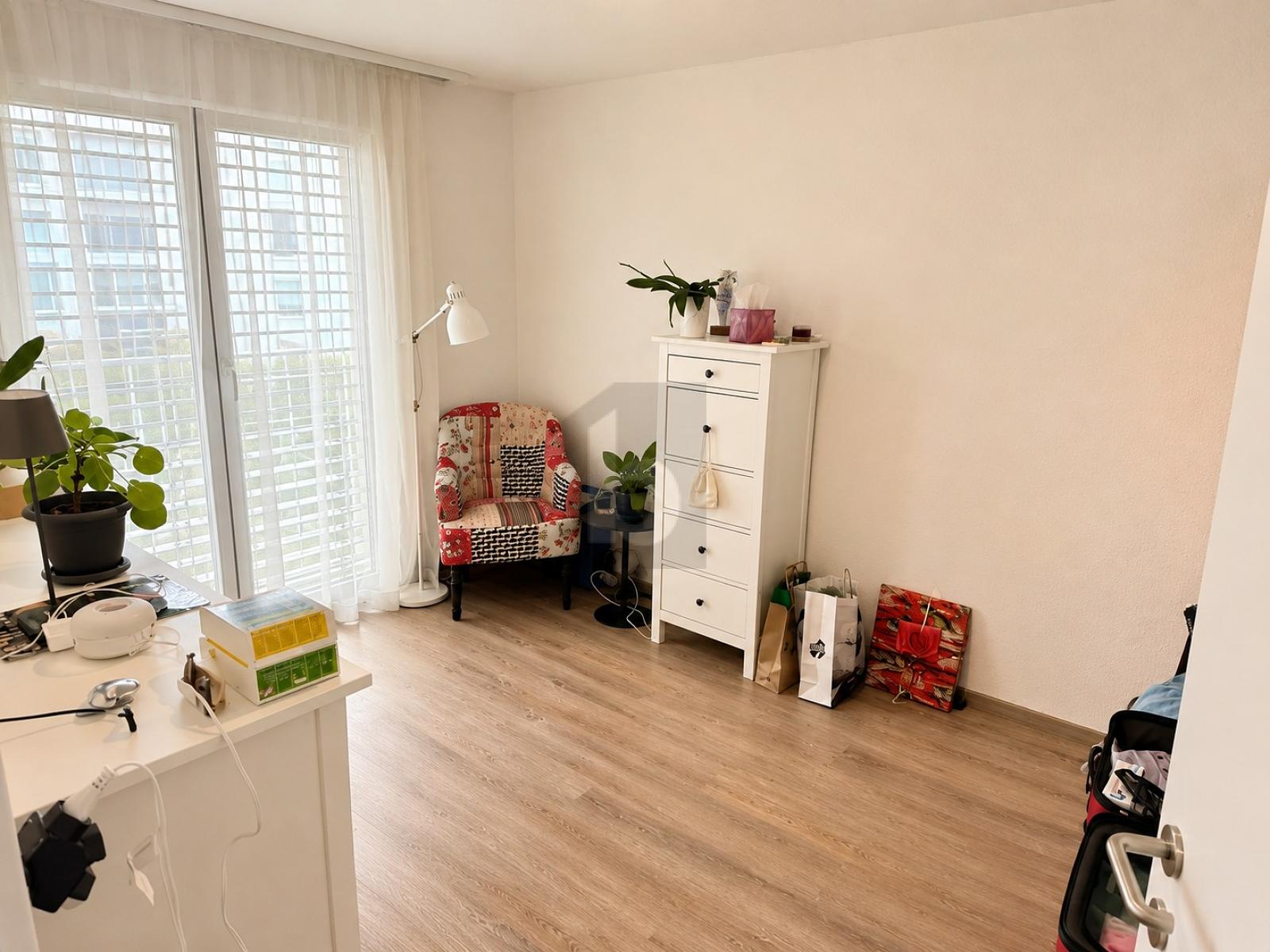 FAMILIENPARADIES MIT SONNIGEM GARTEN! – Dübendorf