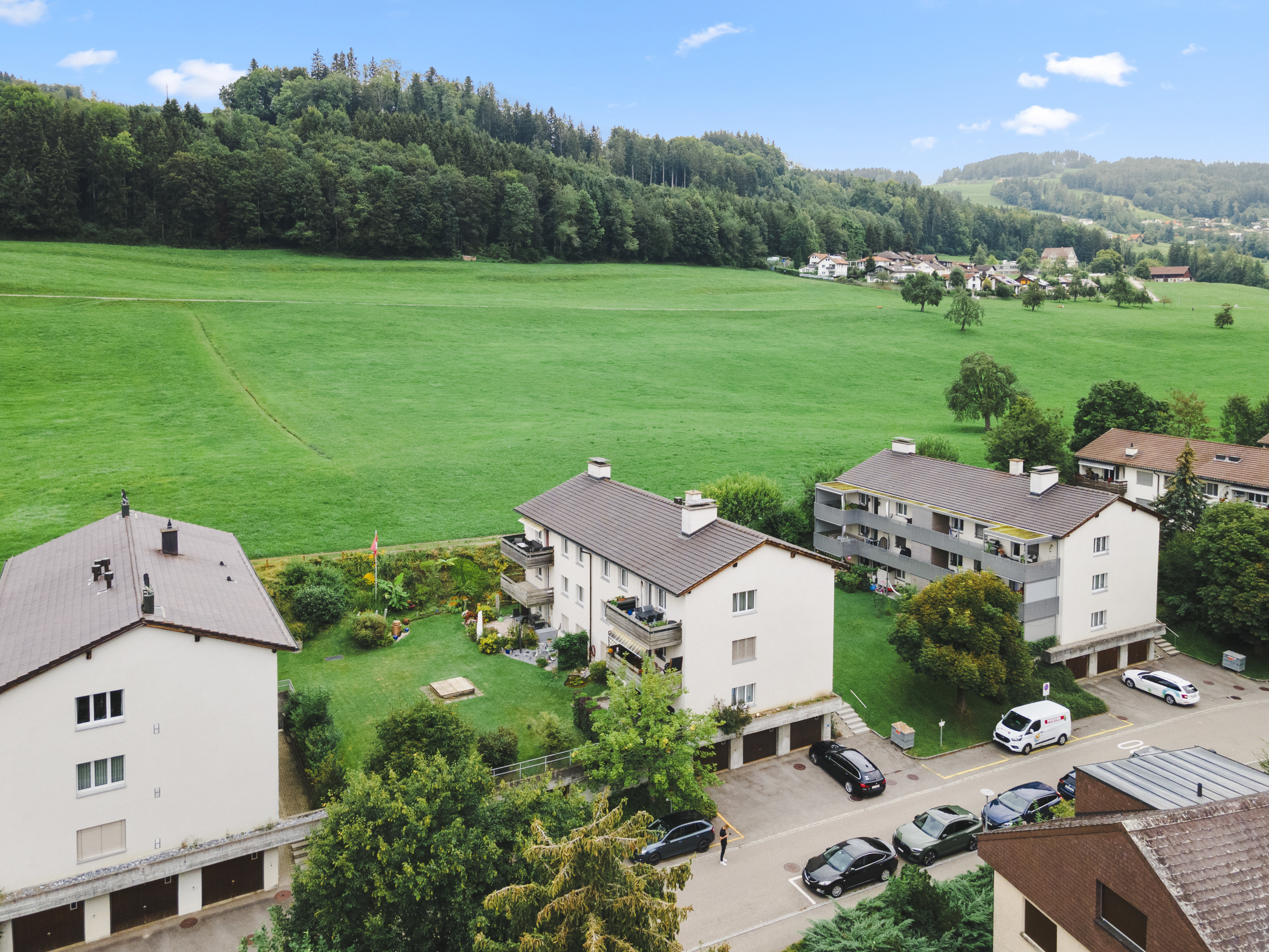Wohnanlage mit Grünblick