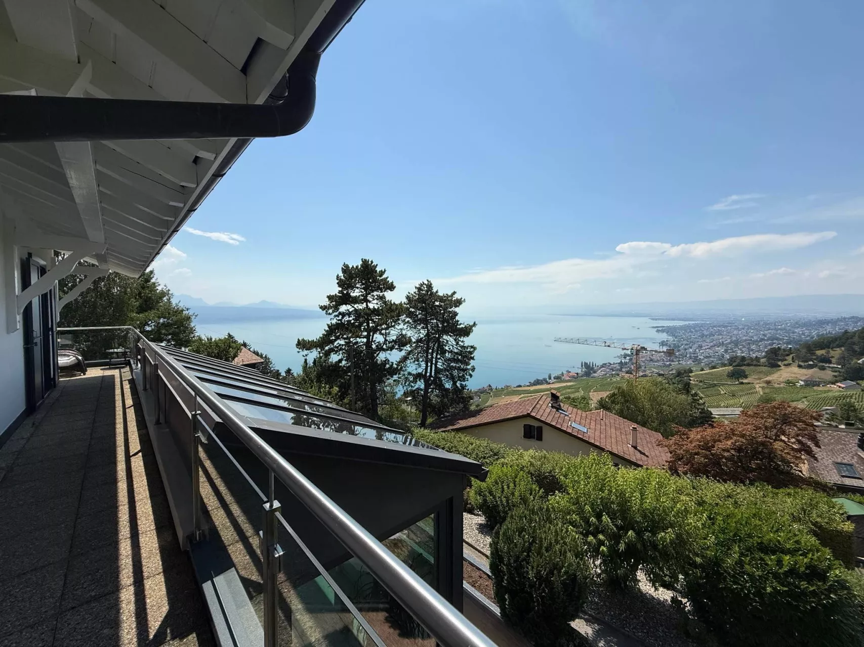 Balkon mit Seeblick