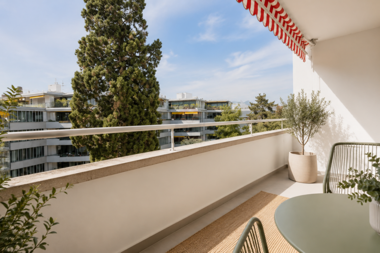 Champel | Elegante 4-Zimmerwohnung im Hochgeschoss mit freiem Blick und Mieteinnahmen – Genève