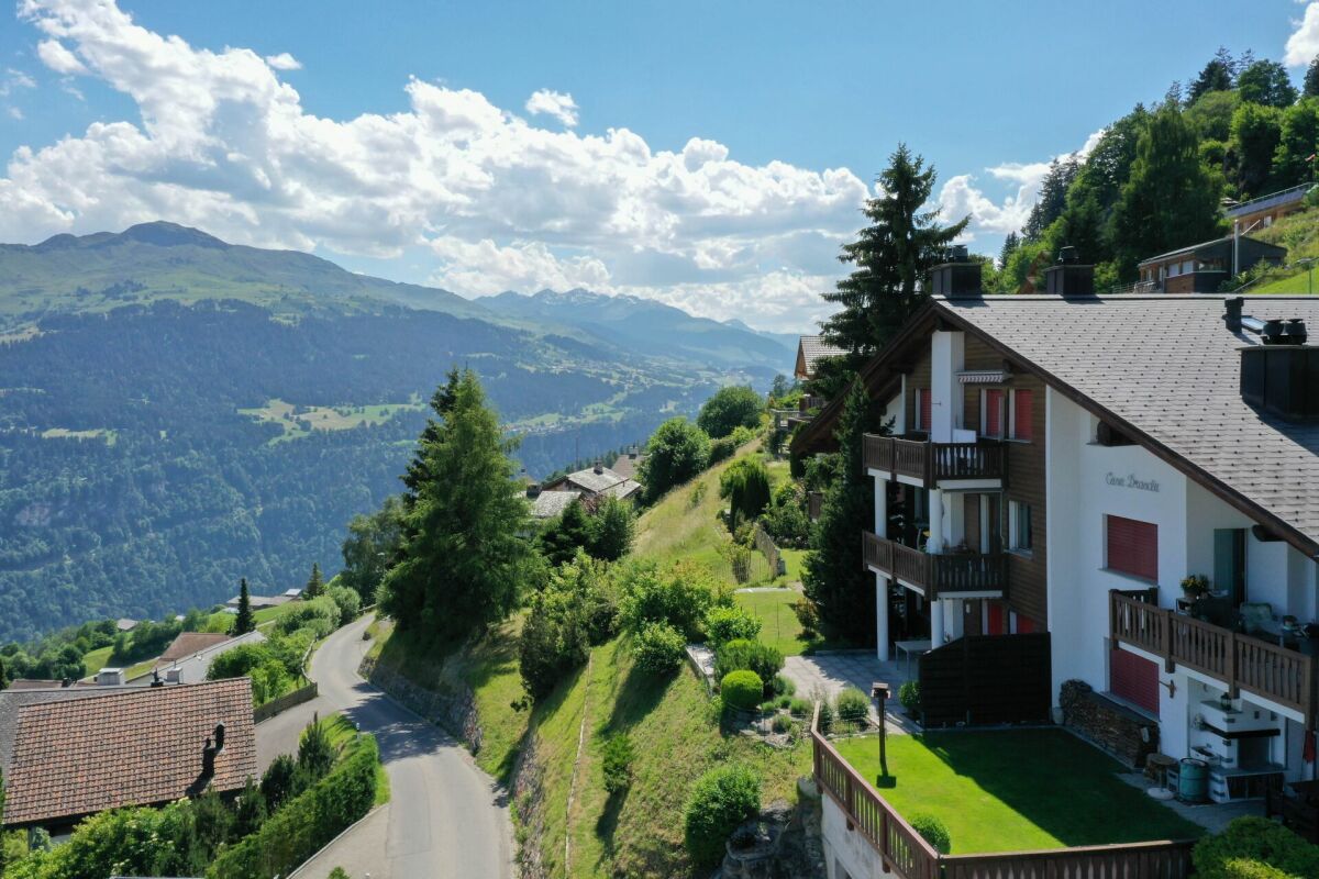Alpine Wohnhaus mit Panoramablick