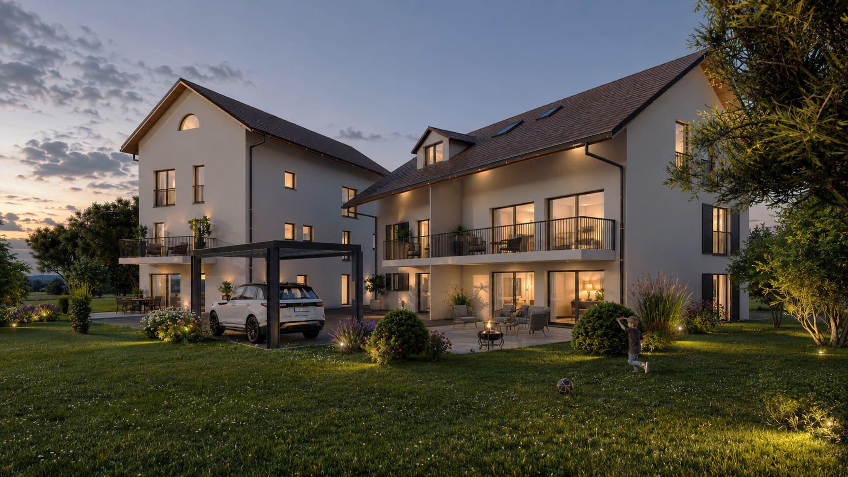Modernes Einfamilienhaus mit Garten bei Dämmerung