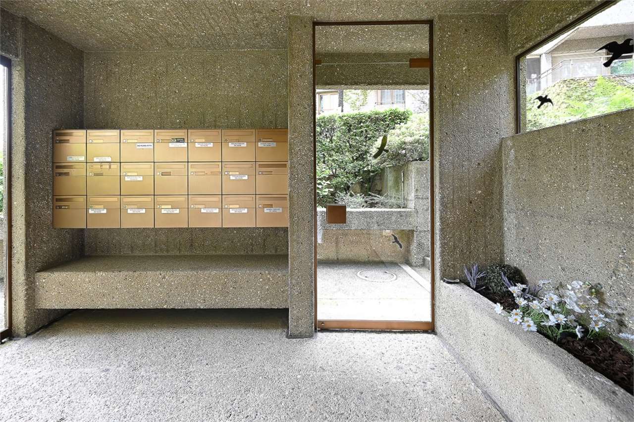 Eingangsbereich mit Briefkästen