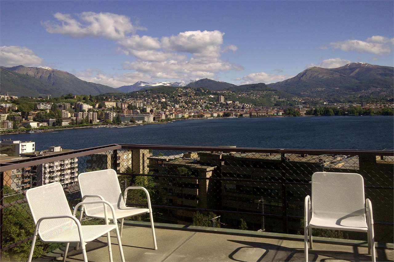 Balkon mit Seeblick