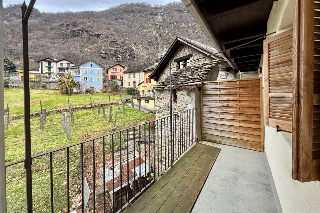 Balkon mit Bergblick