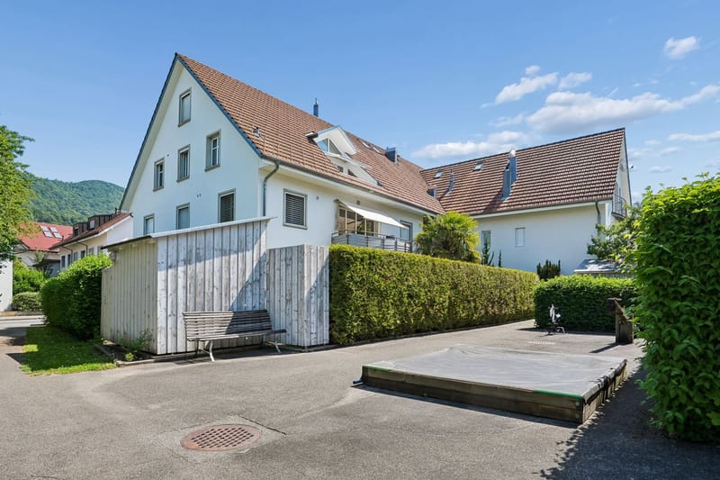Gartenwohnung mit Einfamilienhausgefühl – 260 m2 Privatgarten – Wettingen