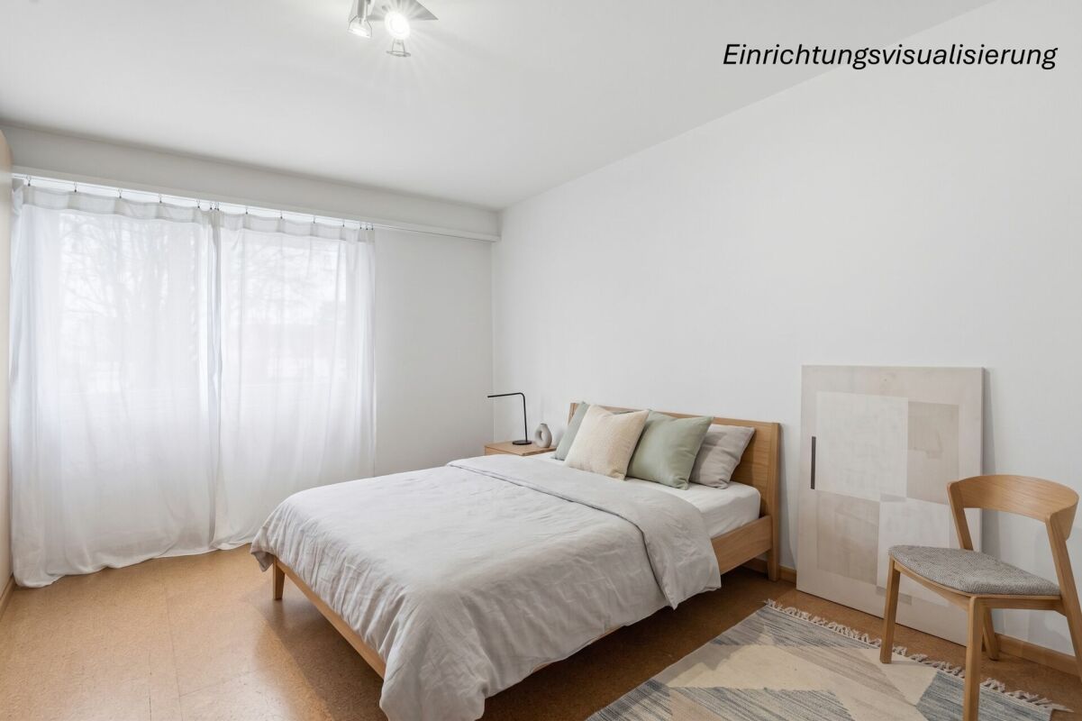 Helles Schlafzimmer mit minimalistischer Einrichtung