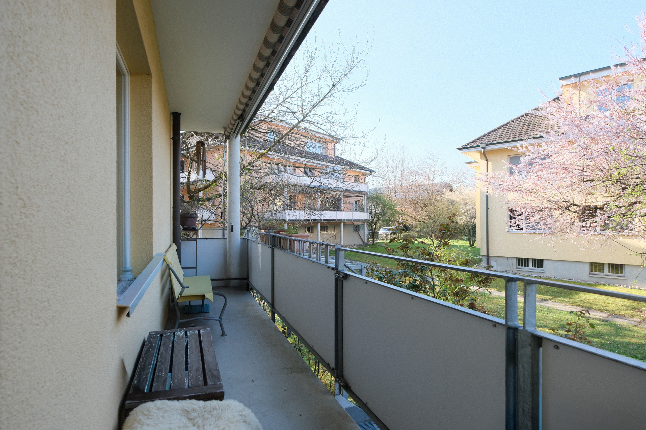 Balkon mit Blick ins Grüne