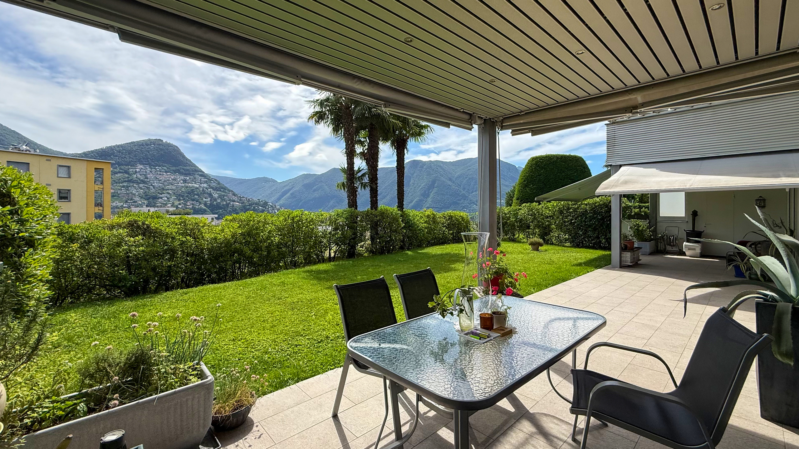 Helle Wohnung mit privatem Garten in bester Lage – Lugano
