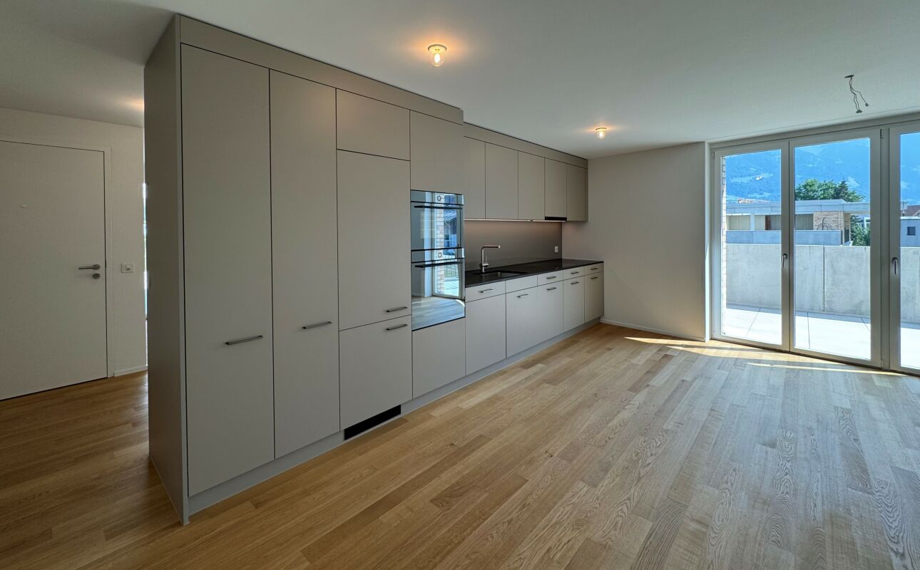 Moderne 2.5-Zimmer-Attikawohnung in Matten, Sarnen – Sarnen