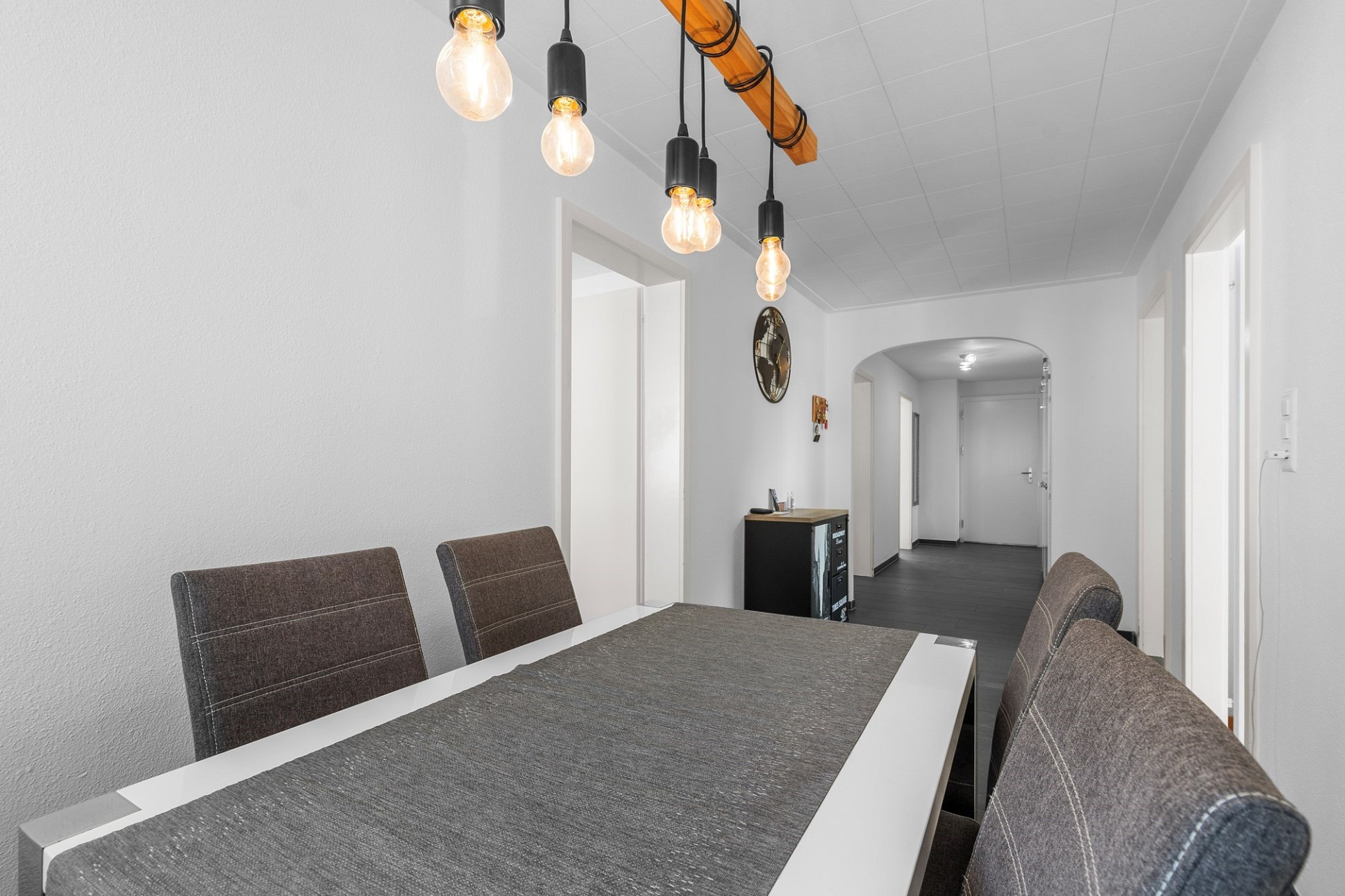 Wohnkomfort mit Aussicht - 4 1⁄2 Zimmer-Dachwohnung in gepflegtem Dreifamilienhaus – Landquart