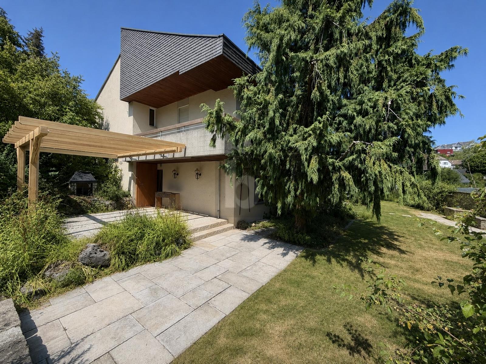 PANORAMA, GARTENPARADIES & VIEL PRIVATSPHÄRE – Ramlinsburg