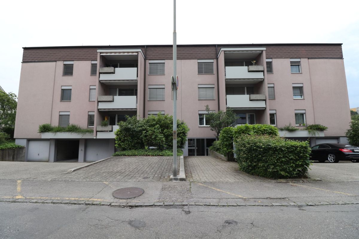 Kornackerstrasse, Frenkendorf - gemütliche und moderne Dachwohnung im 4.OG – Frenkendorf