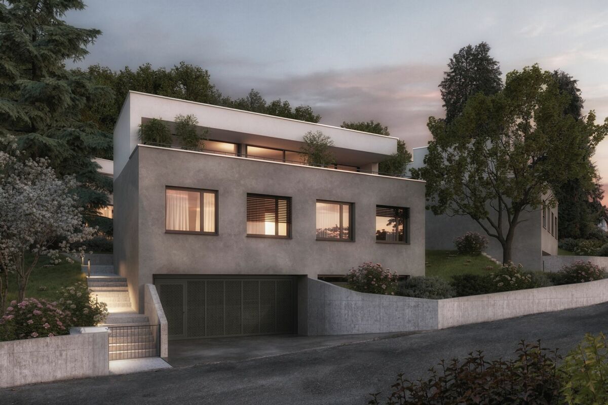 Moderne Villa am Hang bei Dämmerung