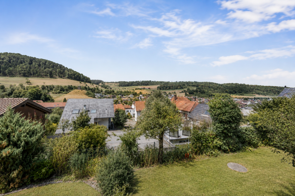 Häuser mit Talblick
