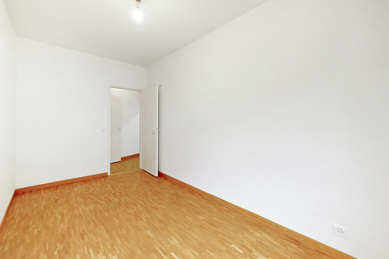 Schöne Wohnung mit freiem Blick – Les Acacias