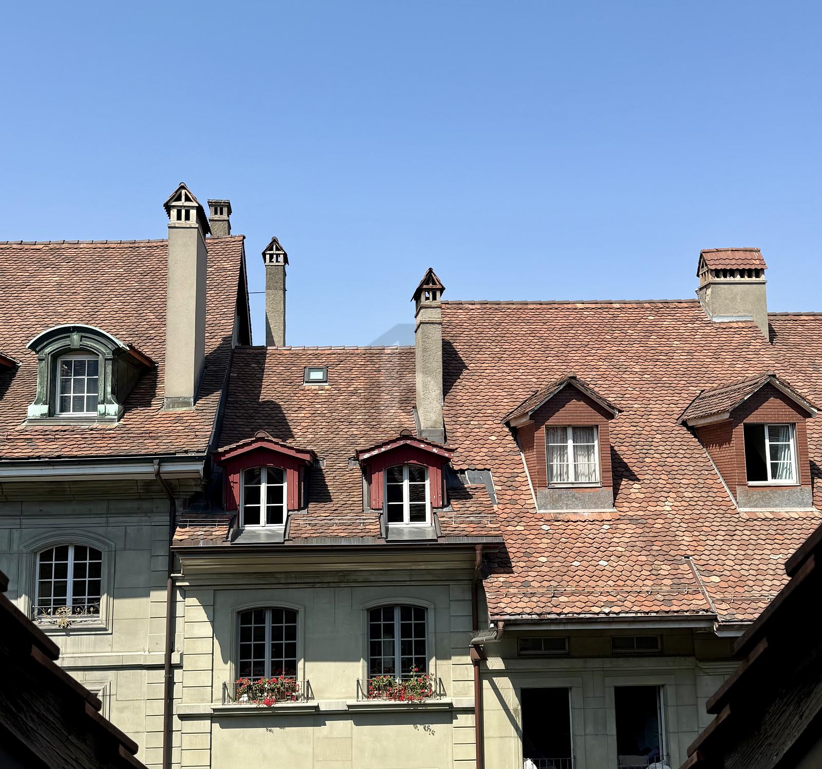 GROSSZÜGIG WOHNEN ÜBER DEN DÄCHERN VON BERN – Bern