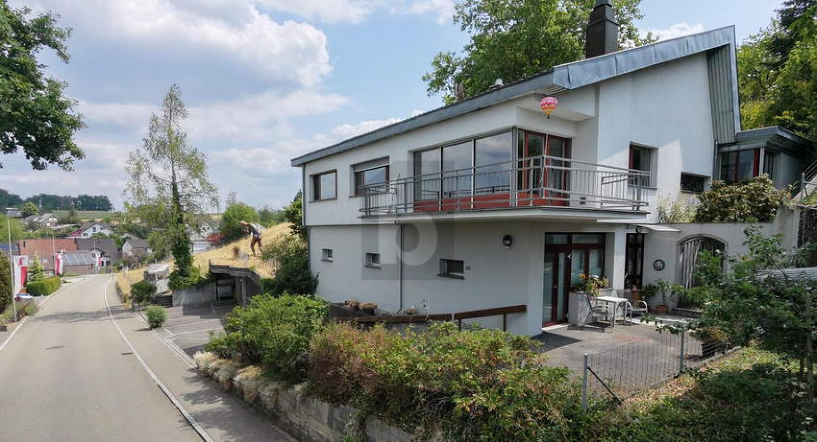 FAST WIE EIN EIGENES HAUS MIT GARTEN – Lampenberg