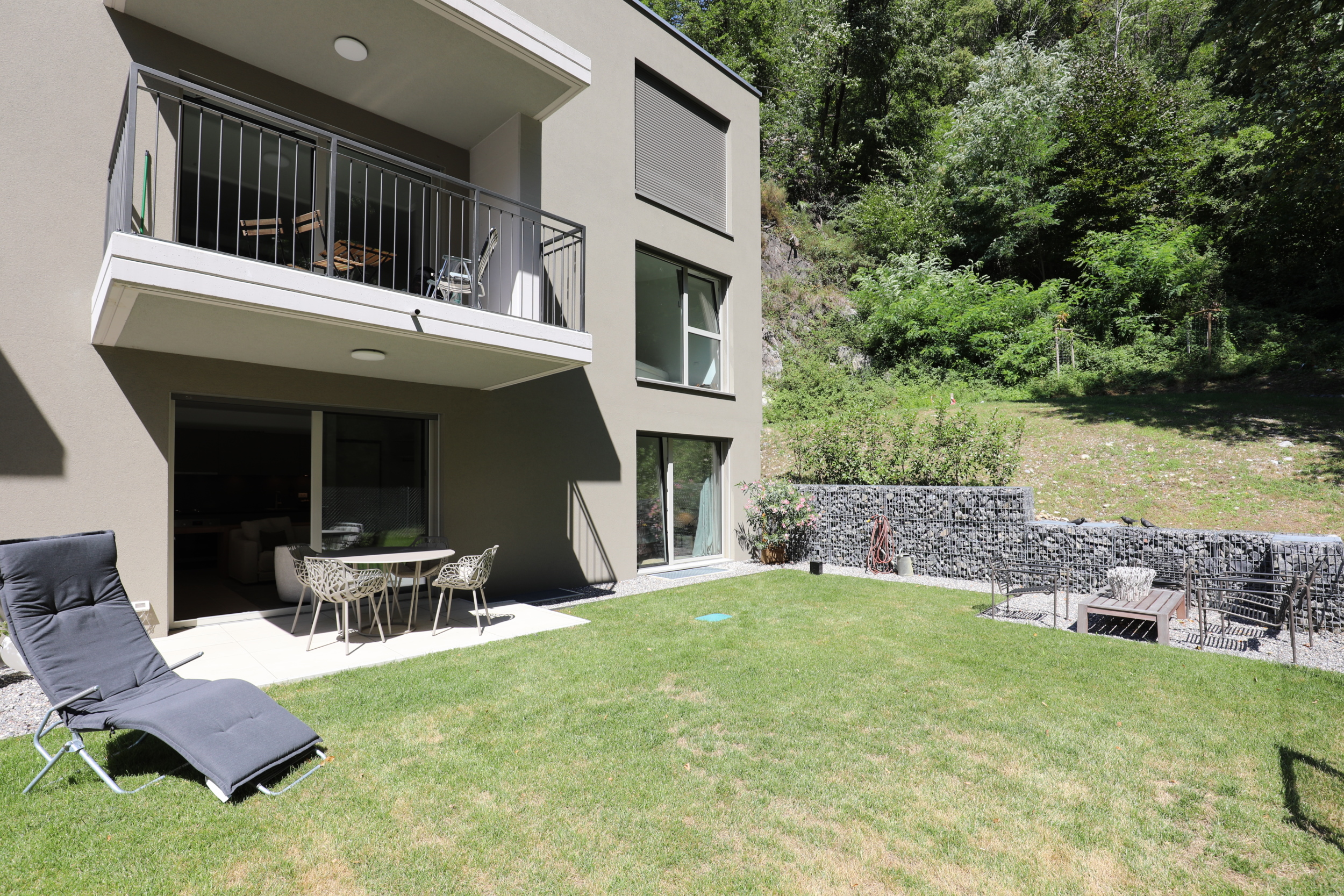 Moderne 2-Zimmer-Eigentumswohnung, ruhig gelegen mit Garten – Bellinzona