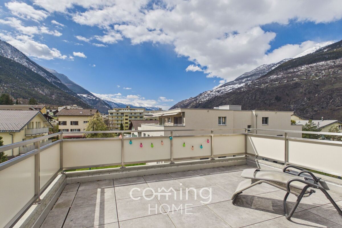 Dachterrasse mit Bergblick