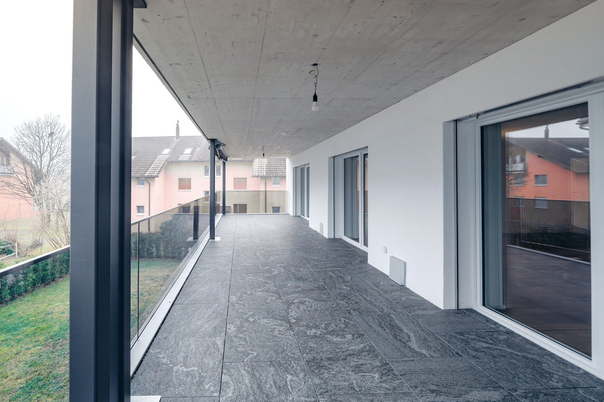 Moderne 4.5-Zimmer-Wohnung mit 134 m2 und grossem Balkon – kernsaniert, zentral in Kloten – Kloten