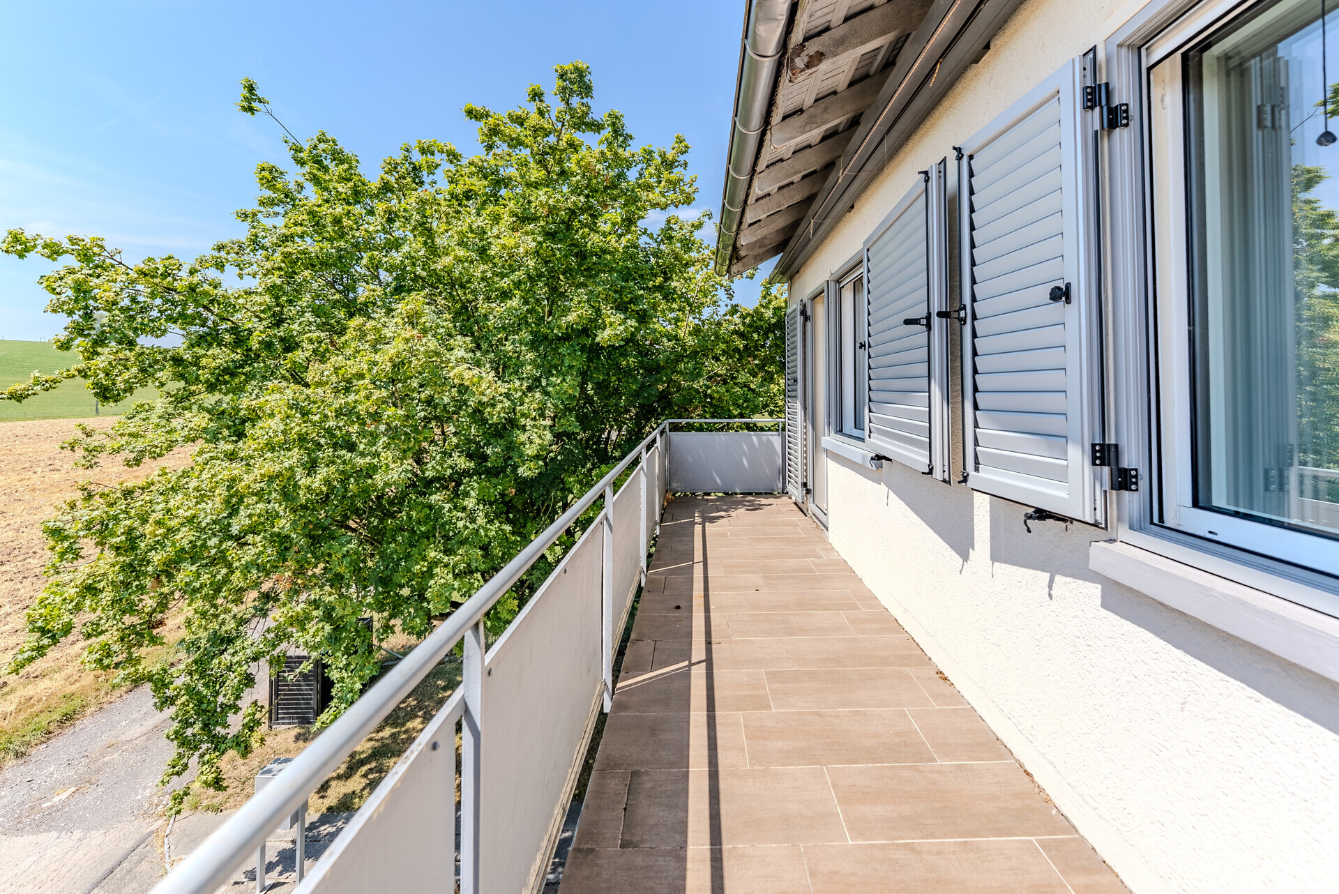 Balkon mit Blick ins Grüne