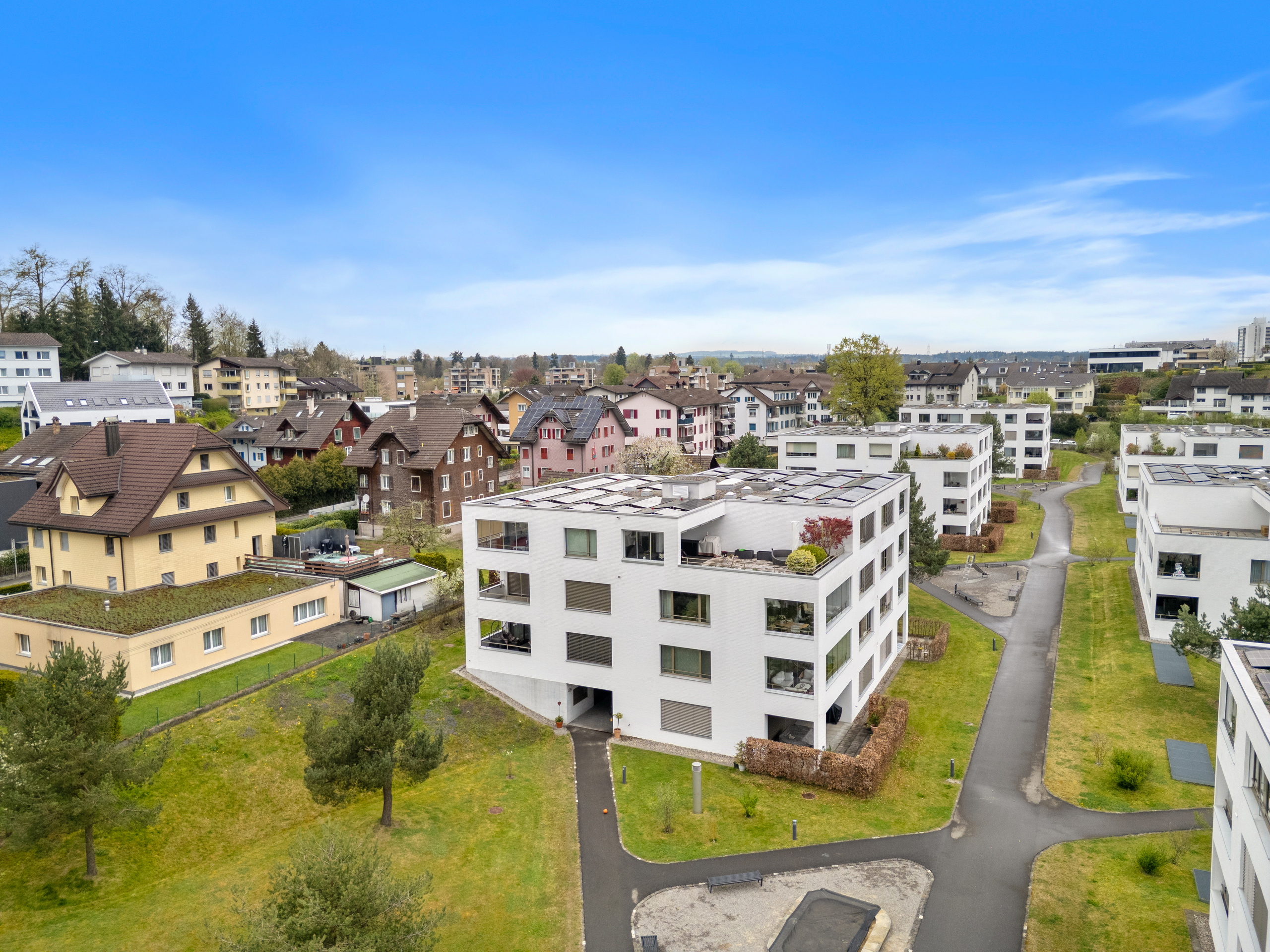 Grosse Neuwertige Wohnung – Emmenbrücke