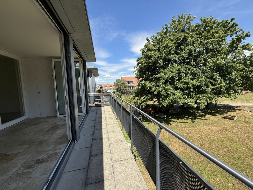 Balkon mit Grünblick