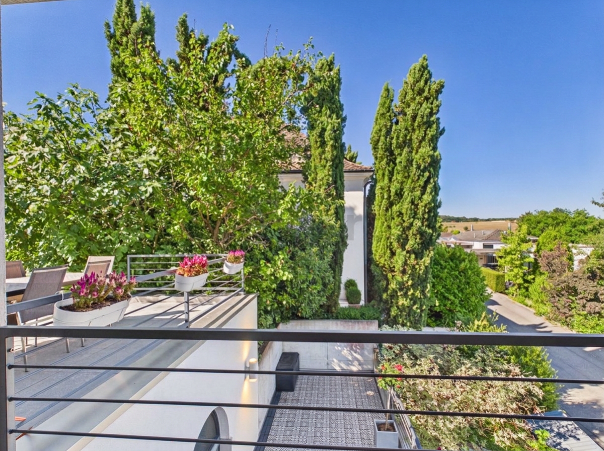Balkon mit Gartenblick